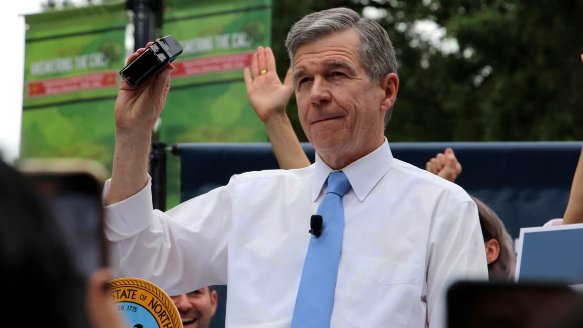 Roy Cooper
